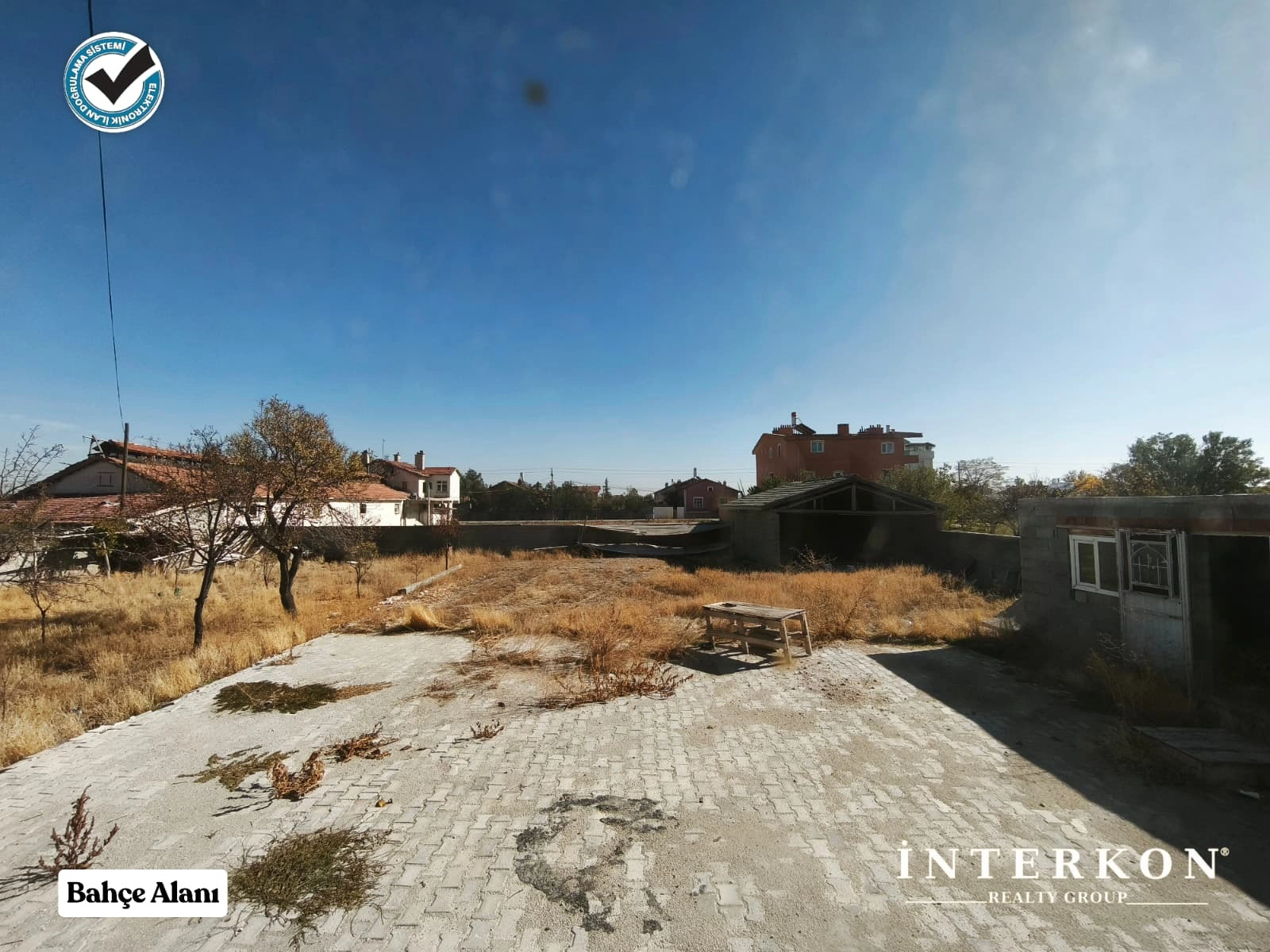 KONYA MERAM ÇOMAKLI MAHALLESİ SATILIK MÜSTAKİL 4+1 EV!